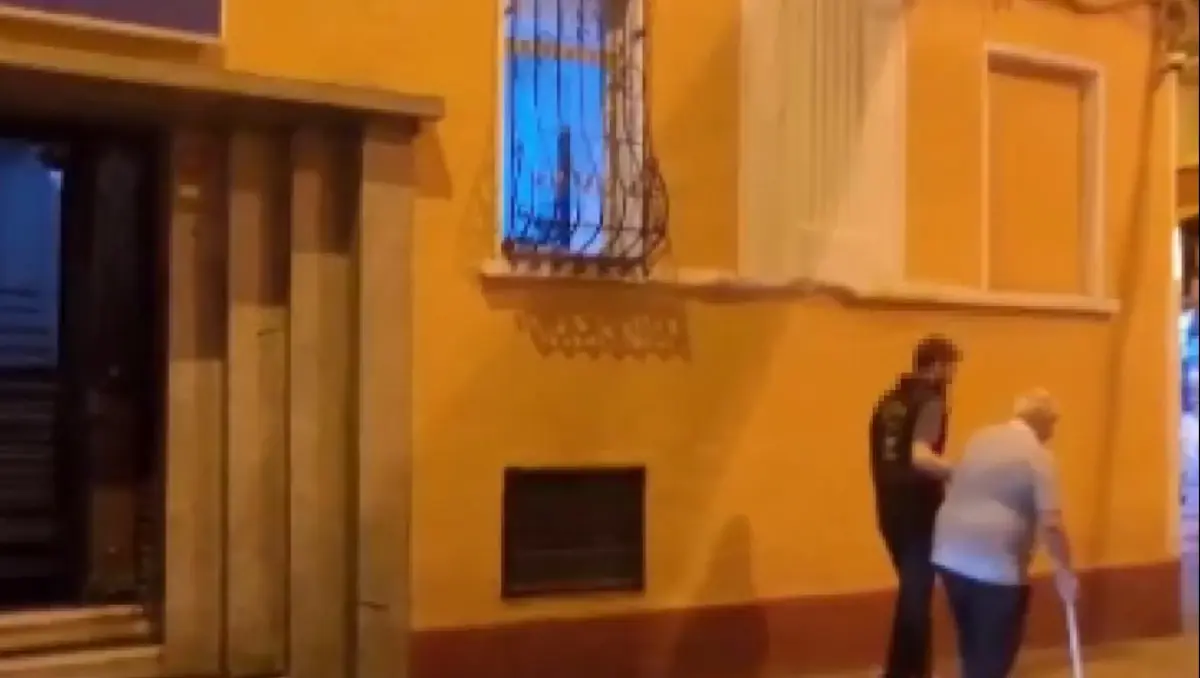 &quot;Bastonlu Dede&quot; Uyuşturucu Ticaretinden Tutuklandı