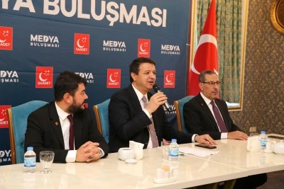 Saadet Partisi Genel Başkanı Arıkan, Erzurum'da &quot;Medya Buluşması&quot; programında konuştu: