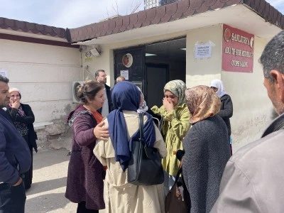 Sahipsiz köpeklerden kaçtığı sırada otomobilin çarptığı üniversite öğrencisi öldü