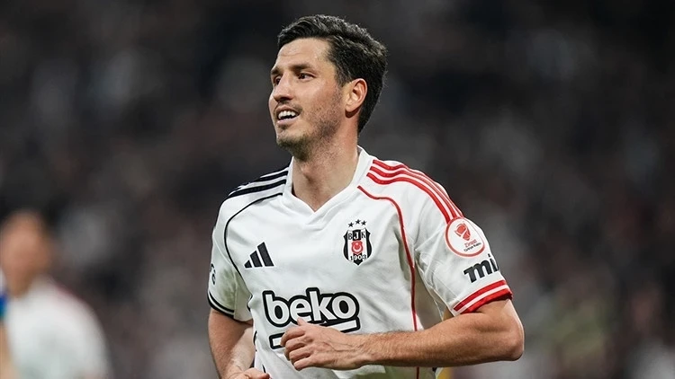 Salih U&ccedil;an hangi takıma transfer oldu? Yeni takımı belli oldu