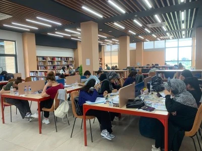 Sason'da &ouml;ğrenciler ile vatandaşlara y&ouml;nelik eğitim desteği