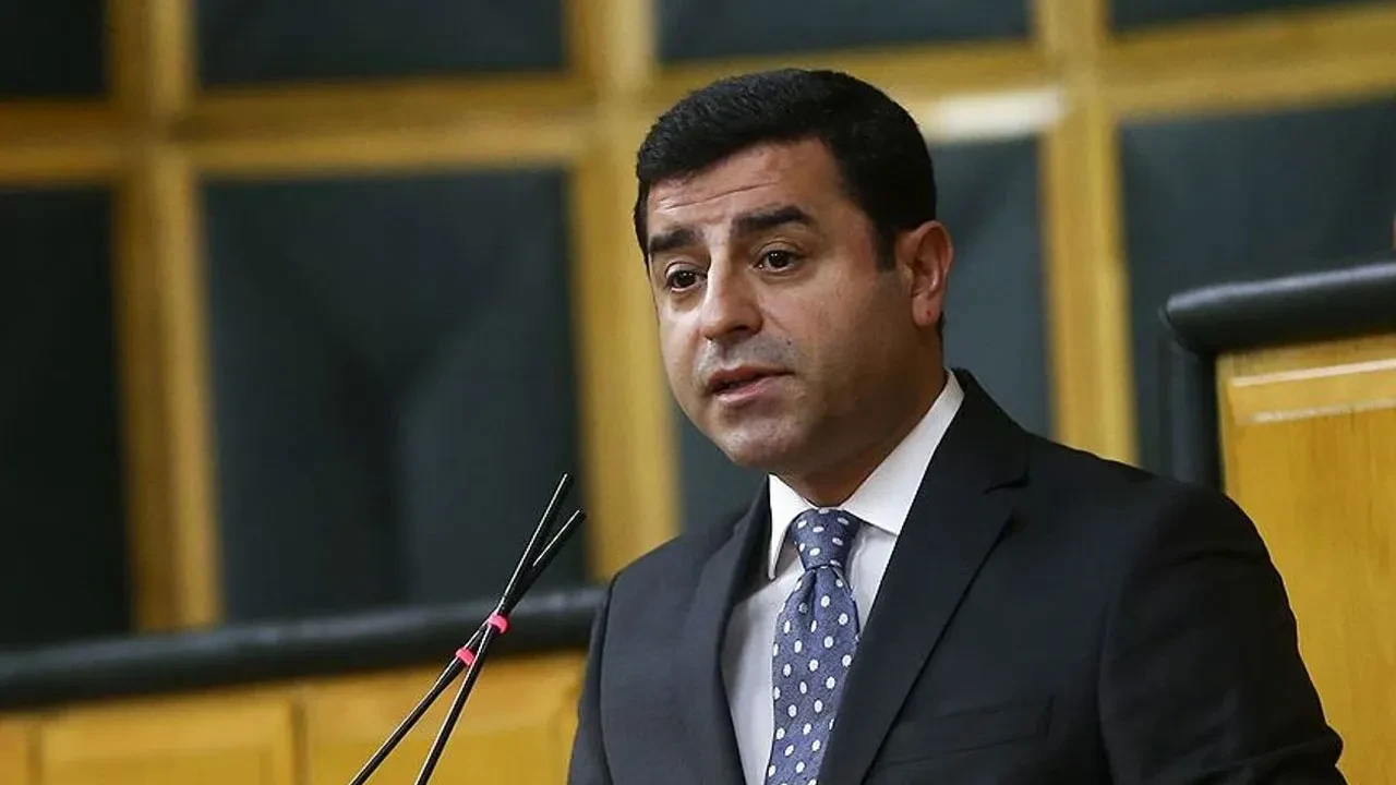 Siirt Barosu&rsquo;ndan Demirtaş&rsquo;a Verilen Hapis Cezasına Tepki