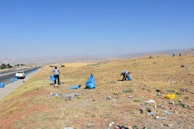 Siirt Belediyesi &Ccedil;evre Yolunda Kapsamlı Temizlik &Ccedil;alışması Yaptı