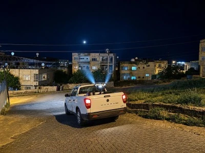Siirt Belediyesi'nden Gece Boyu İla&ccedil;lama Mesaisi