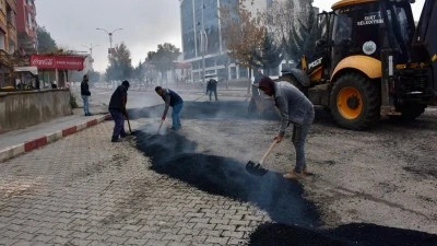 Siirt Belediyesi’nden Kent Genelinde Yol Mesaisi