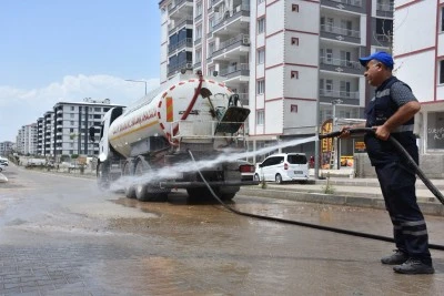 Siirt Belediyesi'nden Yaz Öncesi Temizlik Seferberliği