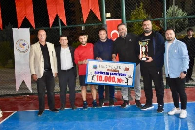 Siirt Belediyesi’nin Düzenlediği 3x3 Sokak Basketbolu Turnuvası Sona Erdi