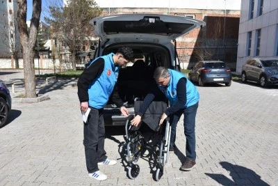 Siirt Belediyesinden &Ouml;zel Bireylere Medikal Destek