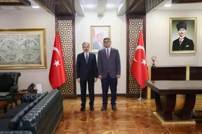 Siirt’e Atanan Müdür Kente Gelerek Göreve Başladı