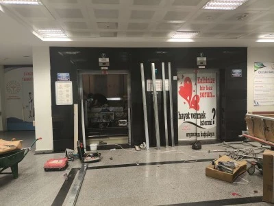 Siirt Eğitim Araştırma Hastanesinde Asansör Sorunu Çözülüyor