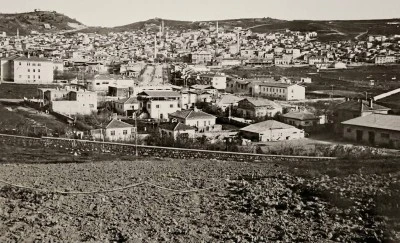Siirt&rsquo;in 60 yıl &ouml;nceki hali ortaya &ccedil;ıktı! Eski fotoğraflar g&ouml;renleri ge&ccedil;mişe g&ouml;t&uuml;rd&uuml;