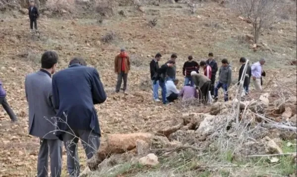 Siirt'in komşu ilinde 14 yıl &ouml;nce baba ve kızının &ouml;ld&uuml;r&uuml;lmesine ilişkin 3 ş&uuml;pheli tutuklandı
