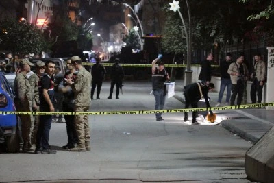 Siirt'in komşu ilinde adliye önünde silahlı saldırıya uğrayan kişi hayatını kaybetti