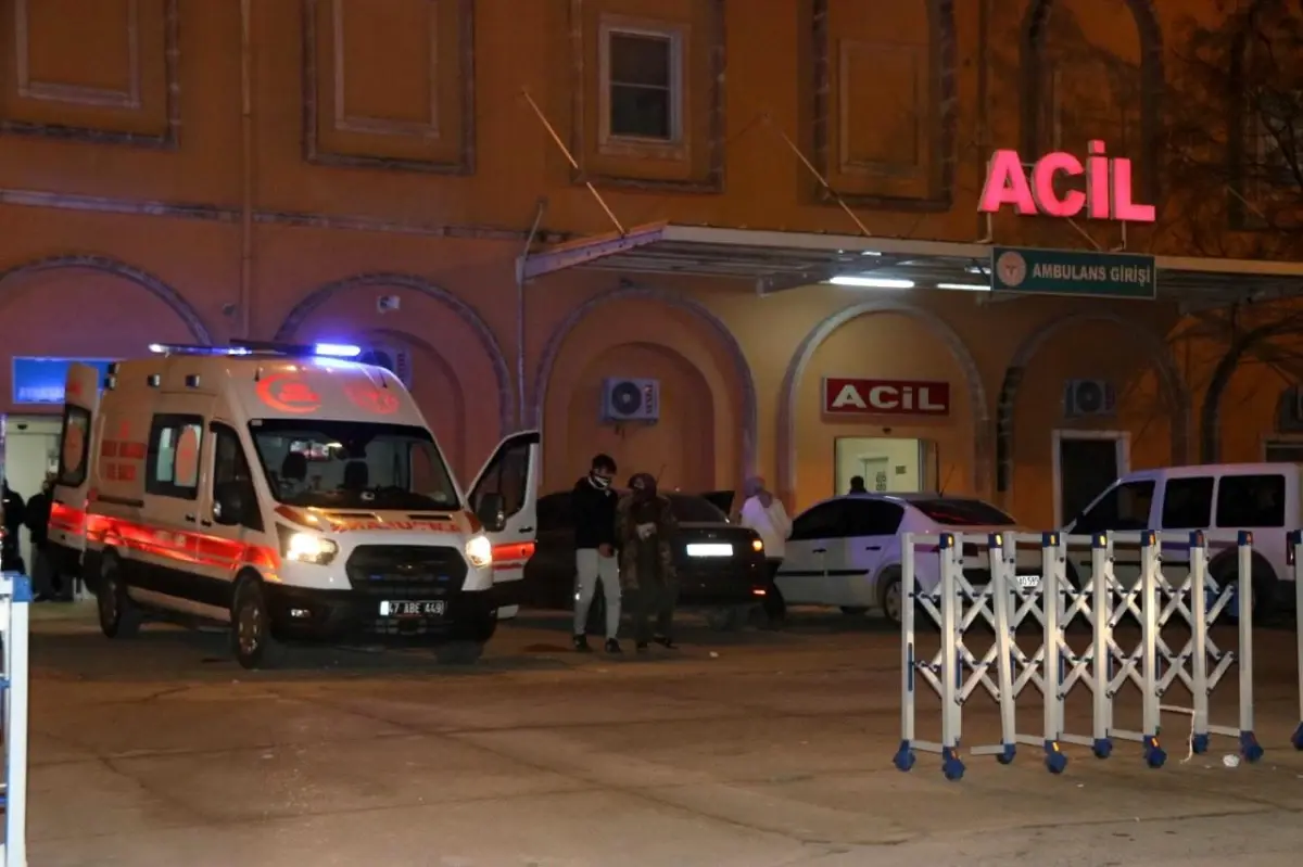 Siirt'in komşu ilinde devrilen zırhlı polis aracındaki 3 polis yaralandı