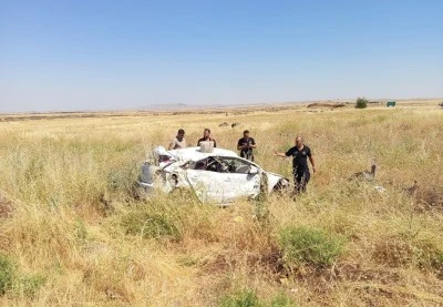 Siirt'in komşu ilinde feci kaza! Şarampole devrilen otomobildeki 1'i bebek 5 kişi yaralandı