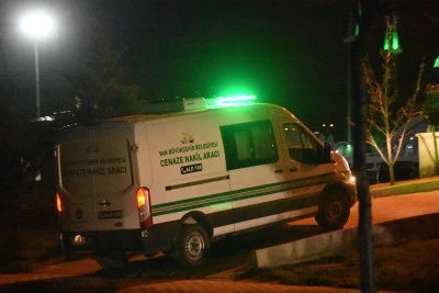 Siirt'in komşu ilinde sahipsiz k&ouml;peklerin saldırısı sonucu bir &ccedil;ocuk hayatını kaybetti, bir &ccedil;ocuk yaralandı