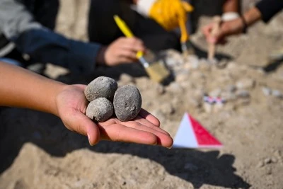 Siirt'in komşu ilinde savaşlarda kullanılan sapan taşları bulundu