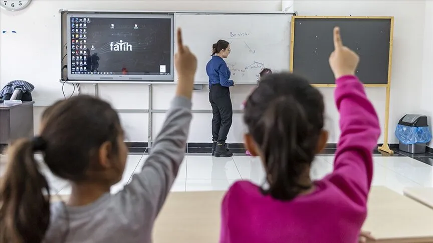 Siirt'in O İl&ccedil;esinde &Uuml;cretli &Ouml;ğretmen Alımı Başlıyor
