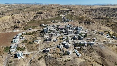 Siirt Kurtalan’da Soyadı Benzerliği Karışıklık Yarattı, İsimlerde Değişikliğe Gidildi