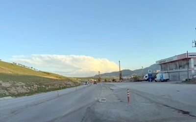 Siirt-Kurtalan Yolunda Demiryolu Hattı &Ccedil;alışmaları Nedeniyle Trafik Tek Şeride D&uuml;şt&uuml;