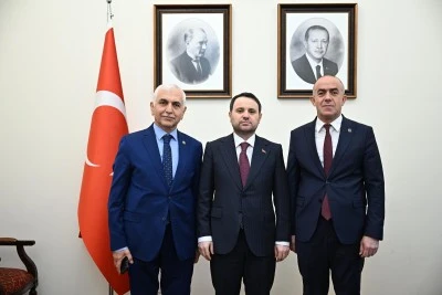 Siirt Milletvekili G&uuml;l&rsquo;den Adalet Bakanı G&uuml;rlek&rsquo;e Ziyaret