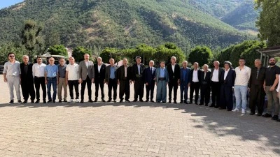 Siirt Milletvekili G&uuml;l, Şırnak&rsquo;ta Jirki Aşireti Lideri Tahir Adıyaman&rsquo;ı Ziyaret Etti 