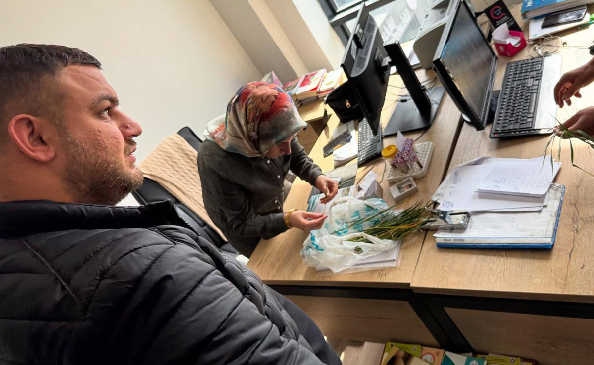 Siirt Tarım İl Müdürlüğü’nden Hastalıkla Mücadelede Çiftçilere Destek