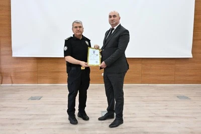 Siirt'te 119 emniyet personeline başarı belgesi verildi