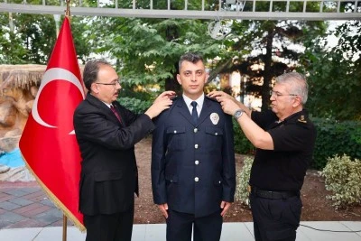 Siirt'te 16 Emniyet Personeli Bir &Uuml;st R&uuml;tbeye Terfi Etti