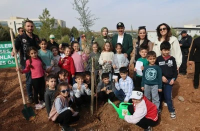 Siirt’te 2 Bin 750 Fidan Toprakla Buluştu