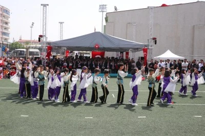 Siirt’te 23 Nisan coşkusu renkli görüntülerle kutlandı