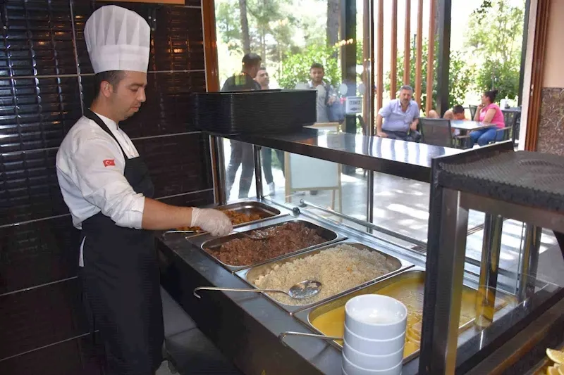 Siirt’te 4 Çeşit Yemek 100 TL