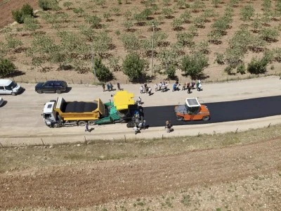Siirt’te 550 Kilometrelik Yol Ağı Asfaltlanıyor