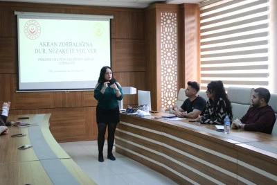 Siirt&rsquo;te &ldquo;Akran Zorbalığına Dur, Nezakete Yol Ver&rdquo; Projesine Akademik Destek