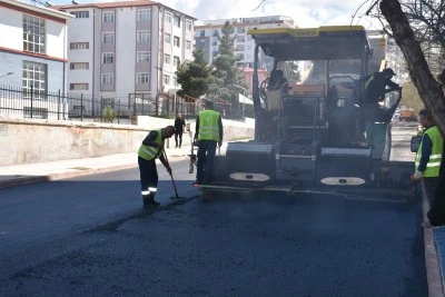 Siirt&rsquo;te asfalt hedefi b&uuml;y&uuml;d&uuml;: 50 bin ton serim planlanıyor