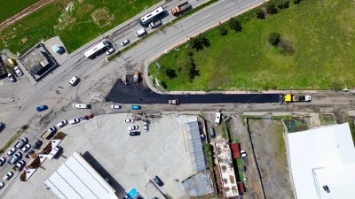 Siirt&rsquo;te Asfalt Seferberliği Başladı: İlk Kazma K&uuml;&ccedil;&uuml;k Sanayi Sitesi Caddesi&rsquo;nde Vuruldu