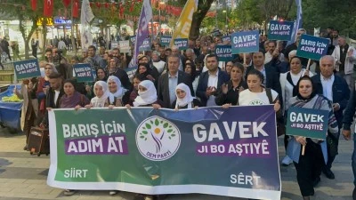 Siirt&rsquo;te &ldquo;Barış İ&ccedil;in Adım At&rdquo; Y&uuml;r&uuml;y&uuml;ş&uuml; D&uuml;zenlendi