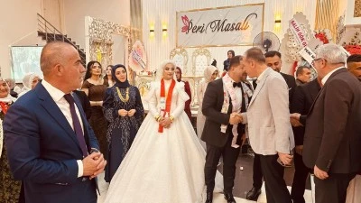 Siirt&rsquo;te Başkan &Ccedil;i&ccedil;ek&rsquo;in Mutlu G&uuml;n&uuml;