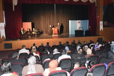 Siirt&rsquo;te &ldquo;Bizim Akif&rdquo; tiyatro oyunu sahnelendi