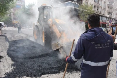 Siirt Belediyesi Yolları Daha Güvenli Hale Getiriyor
