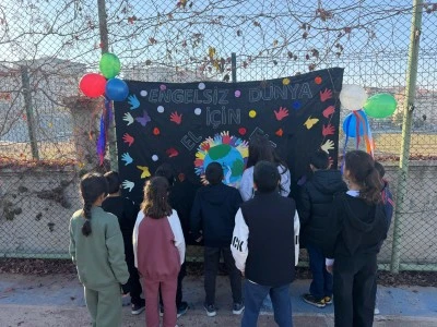 Siirt’te Çocuklardan “Engelsiz Dünya” Mesajı