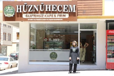 Siirt'te &Ccedil;&ouml;lyak Hastası Kızı İ&ccedil;in Başladı, Gl&uuml;tensiz Kafe ve Fırına D&ouml;n&uuml;şt&uuml;