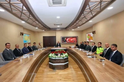 Siirt'te Haftalık G&uuml;venlik Toplantısında &Ouml;nemli G&uuml;ndem Maddeleri Ele Alındı