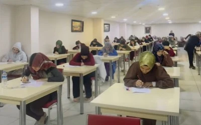 Siirt&rsquo;te İki Kitap Bir G&ouml;n&uuml;l Projesinde &Ouml;ğrenciler Sınavda Ter D&ouml;kt&uuml;