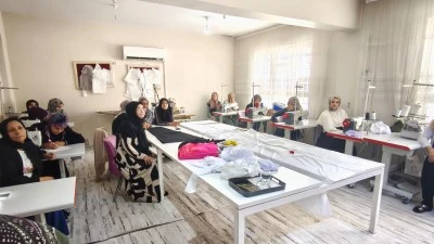 Siirt&rsquo;te Kadınlara Girişimcilik Desteği: KOSGEB Teşvikleri ve İş Kurma S&uuml;re&ccedil;leri Anlatıldı