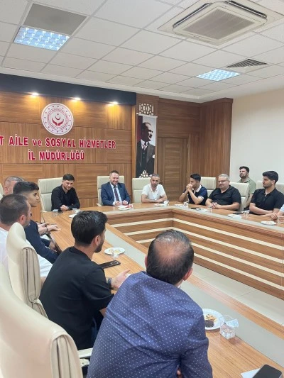 Siirt&rsquo;te kamu g&ouml;revine başlayan gen&ccedil;ler ile deneyimli &ccedil;alışanlar buluştu