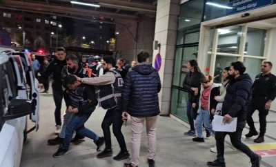 Siirt&rsquo;te Kan Donduran Cinayet! İki &Ccedil;ocuk Annesi Kadını Komşusu &Ouml;ld&uuml;rm&uuml;ş