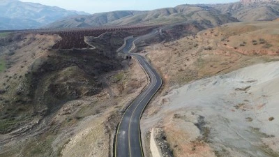 Siirt&rsquo;te Kırsal Ulaşıma 12,5 Kilometrelik BSK Asfalt Yatırımı