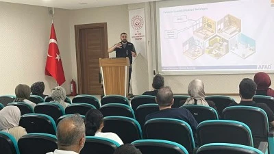 Siirt&rsquo;te kriz anlarına y&ouml;nelik dikkat &ccedil;eken eğitim