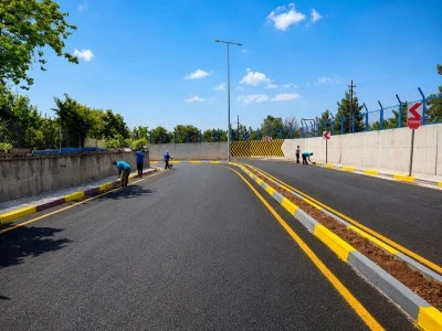Siirt'te Mehmet&ccedil;ik Caddesi'nde D&uuml;zenleme &Ccedil;alışmaları S&uuml;r&uuml;yor